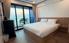 โรงแรม เซิร์ฟบีช Surf Beach Hotel